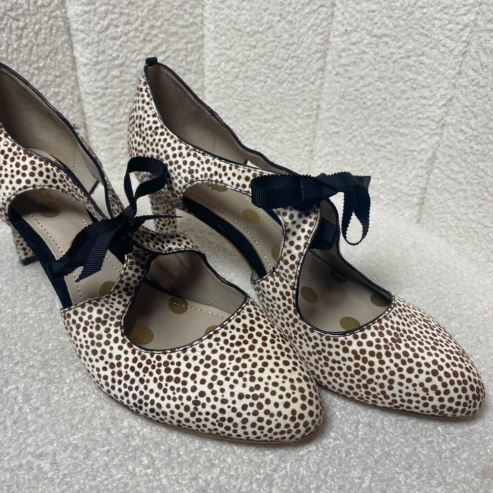 Boden Brown and Cream Polka Dot Heels with Navy Bow